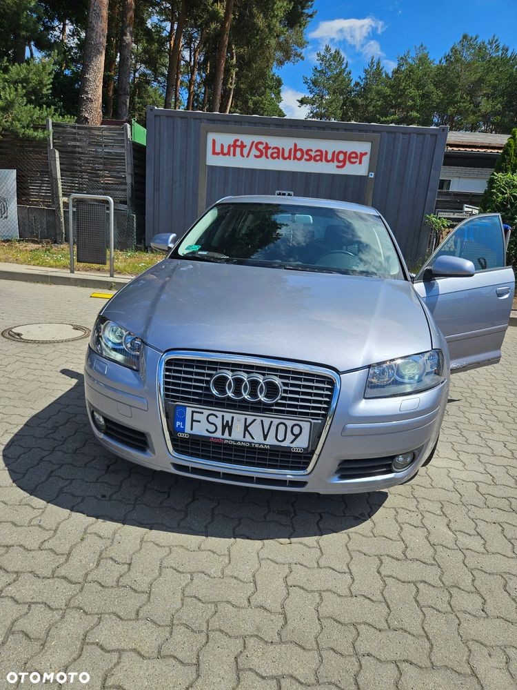 Audi A3 Sportback 1.6 FSI Ambiente - 3