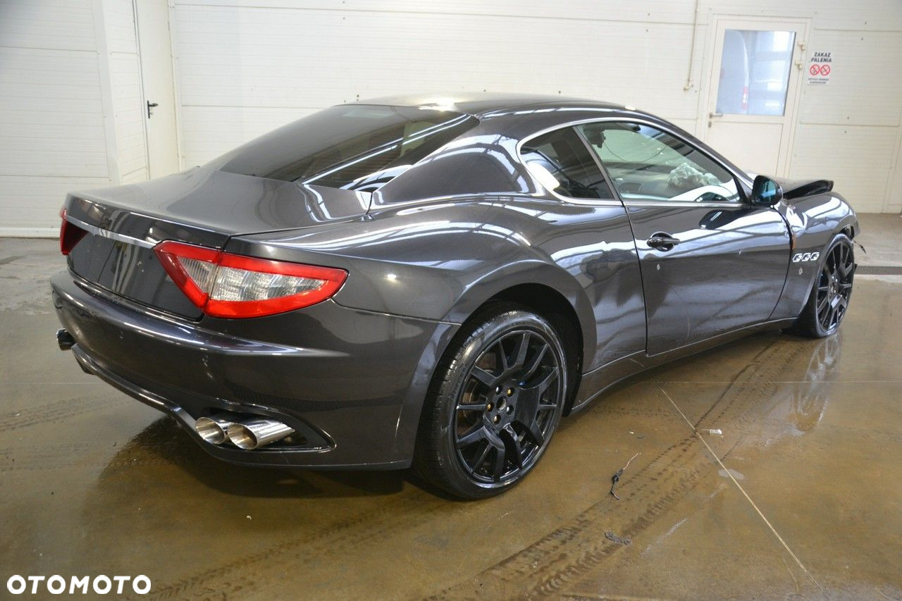 Maserati GranTurismo - 7