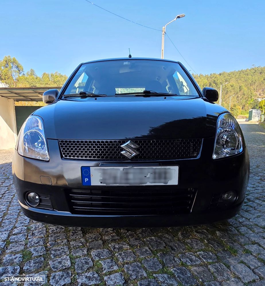 Suzuki Swift 1.3 16V GA - 8
