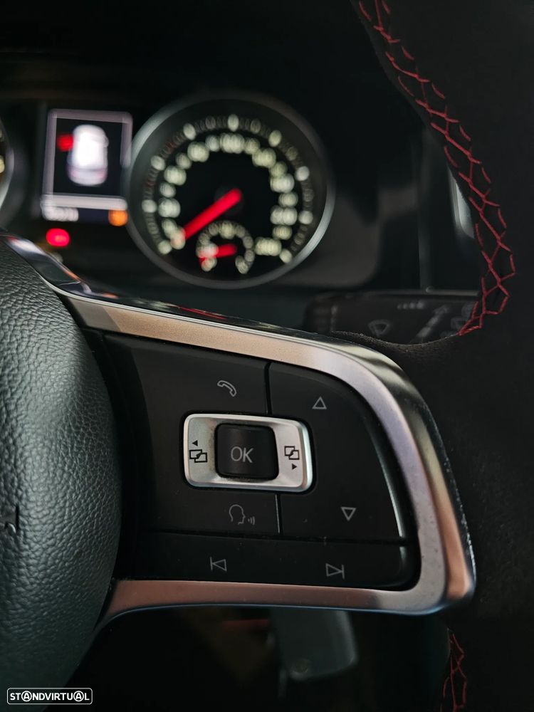 VW Golf GTI Performance BlueMotion - 27