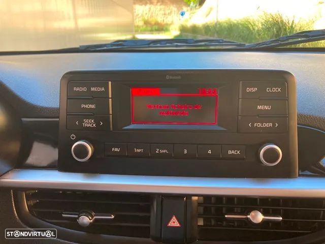 Kia Picanto 1.0 CVVT Urban - 24