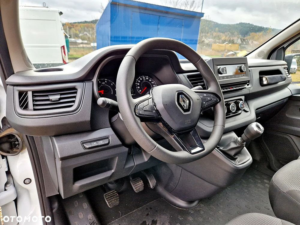 Renault Trafic - 20