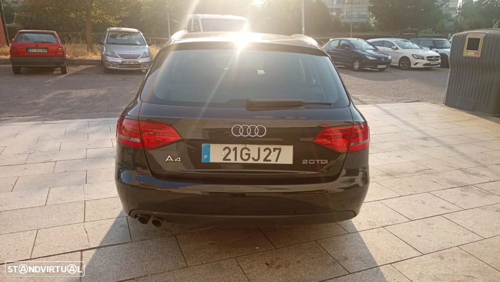 Audi A4 Avant 2.0 TDI - 4