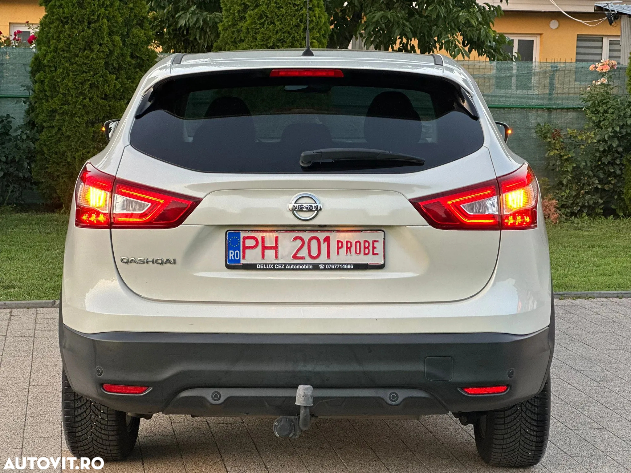 Nissan Qashqai 1.5 DCI Start/Stop N-Connecta - 16