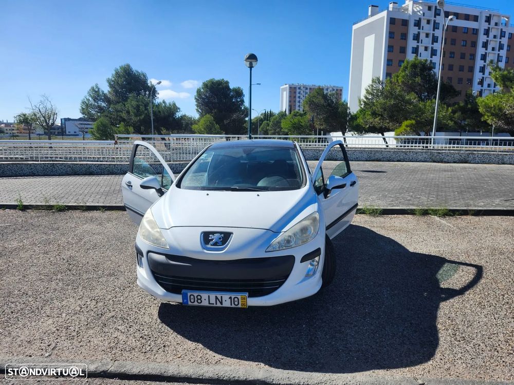 Peugeot 308 2008 photo 2