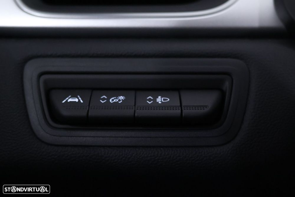 Renault Captur 1.0 TCe Techno Bi-Fuel - 17