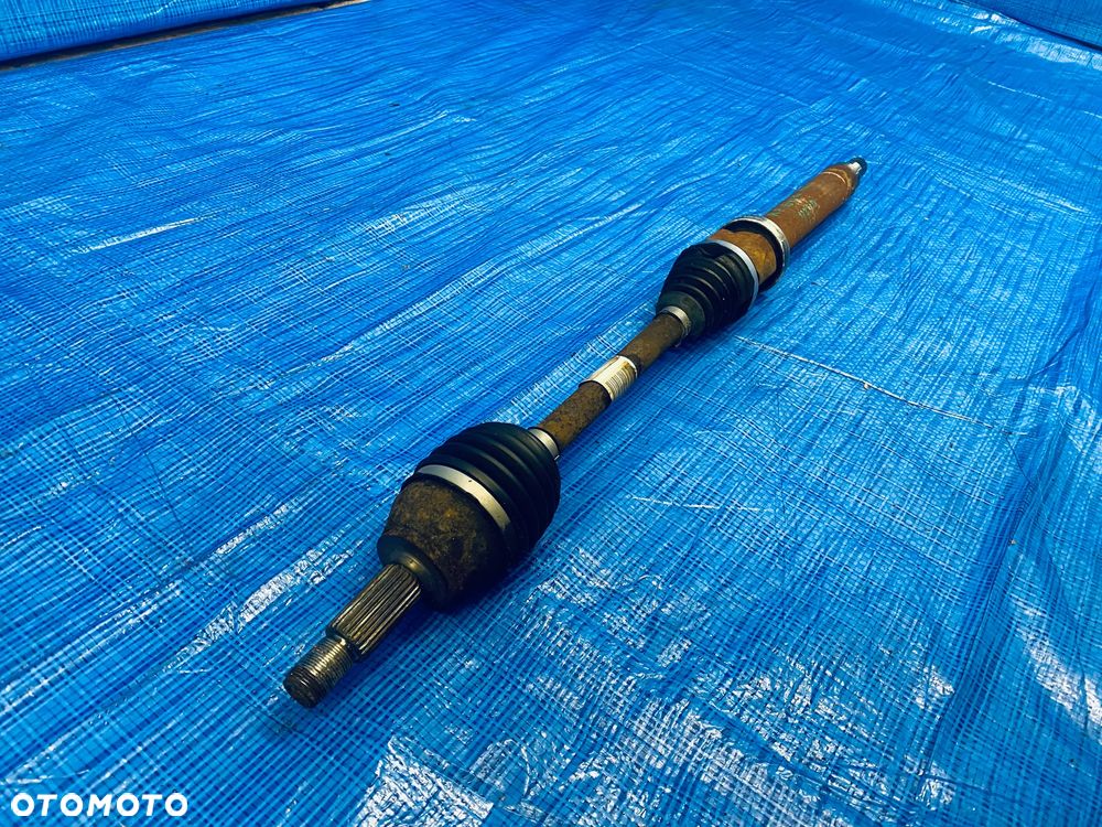 PÓŁOŚ PÓŁ OŚ PRAWA PRAWY PRZÓD PRZEDNIA DŁUGA  FORD FIESTA MK7 VII LIFT 1.25BENZYNA 16R MANUAL 8V51-3B436-AAE  8V513B436AAE ORYGINAŁ - 2