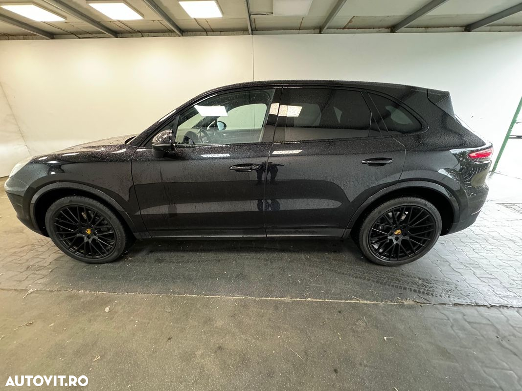 Porsche Cayenne Tiptronic S - 27