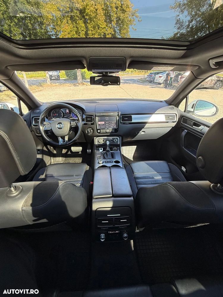 VOLKSWAGEN Touareg 2015 — imagine 11