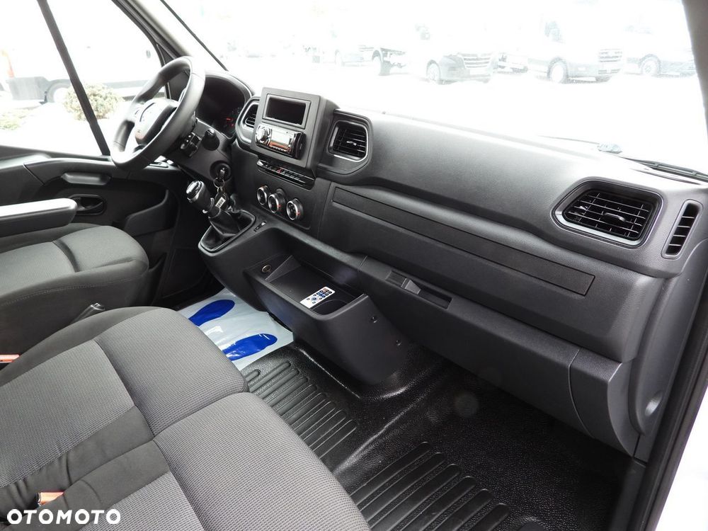 Renault MASTER PLANDEKA WINDA 10 PALET WEBASTO TEMPOMAT LEDY PNEUMATYKA KLIMATYZACJA  165KM - 39