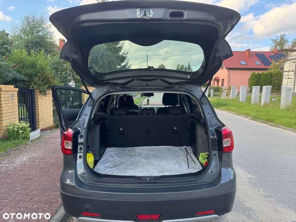 Suzuki SX4 S-Cross 1.4 SHVS Premium - 11