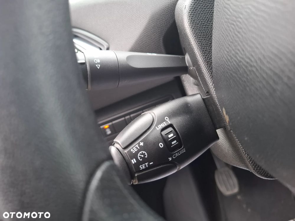 Peugeot 308 1.2 PureTech GPF Active Pack S&S - 20