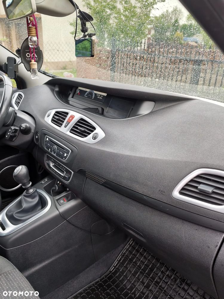 Renault Grand Scenic Gr 1.4 16V TCE Expression - 4