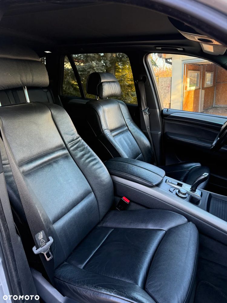 BMW X5 3.0si - 14