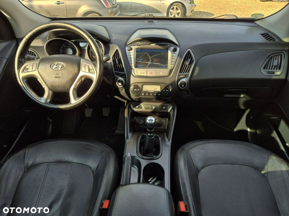 Hyundai ix35 - 24