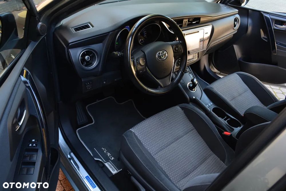 Toyota Auris 1.8 HSD Prestige - 7