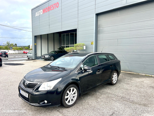 Toyota Avensis SW 2.0 D-4D Exclusive +Pele+GPS