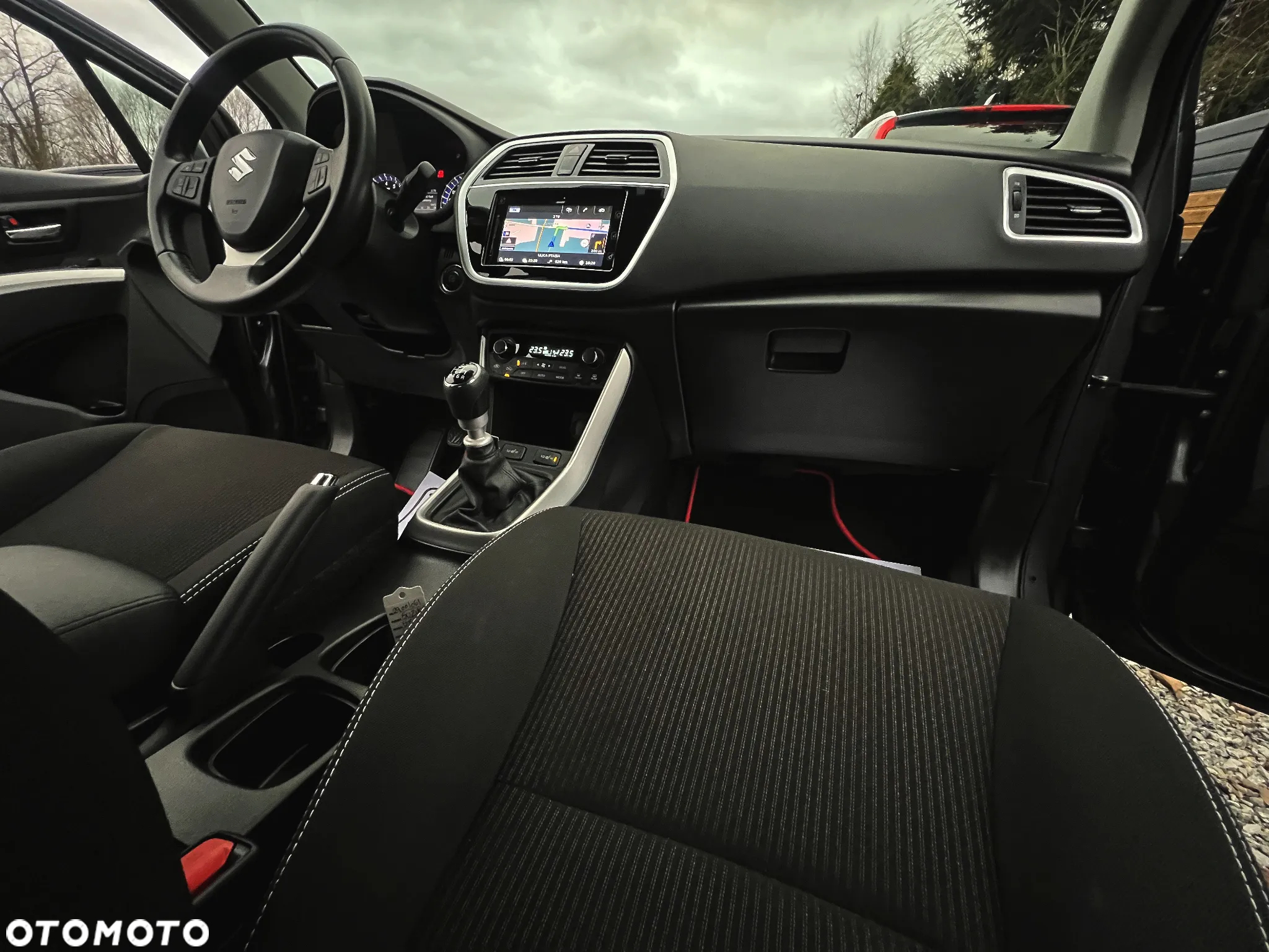 Suzuki SX4 S-Cross - 16