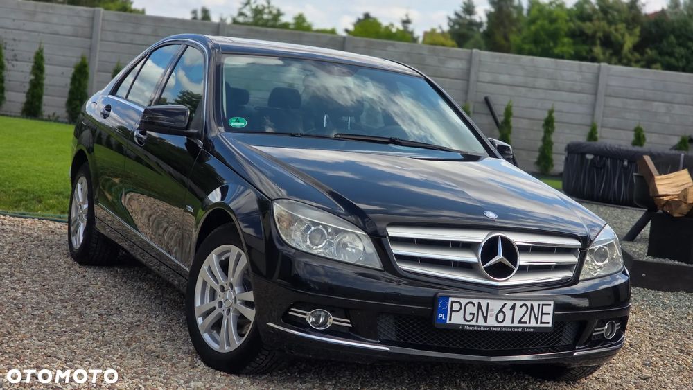 Mercedes-Benz Klasa C 180 Kompressor BlueEFFICIENCY Avantgarde - 4