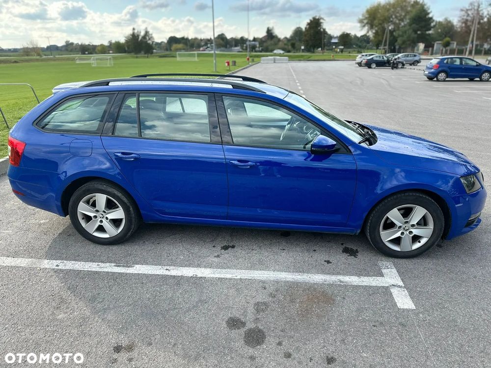 Skoda Octavia 2.0 TDI 4x4 DSG Ambition - 10