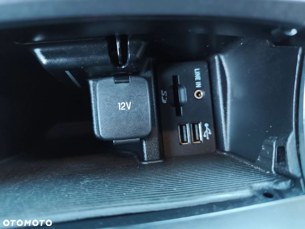 Ford S-Max 2.0 TDCi Trend - 18