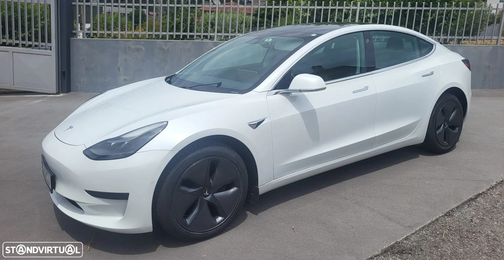 Tesla Model 3 Standard RWD Plus - 1