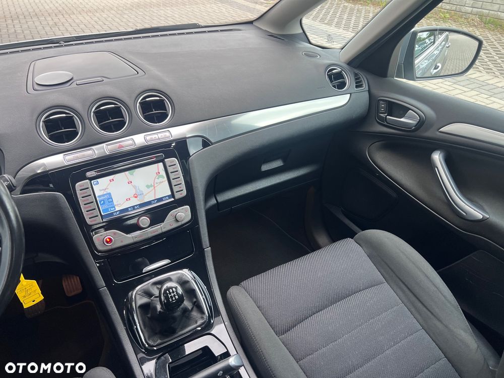 Ford S-Max 2.0 Viva Titanium - 23