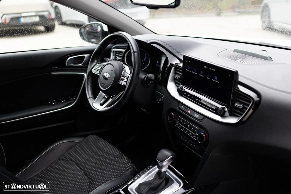 Kia XCeed 1.6 GDI DCT6 OPF PLATINUM - 26