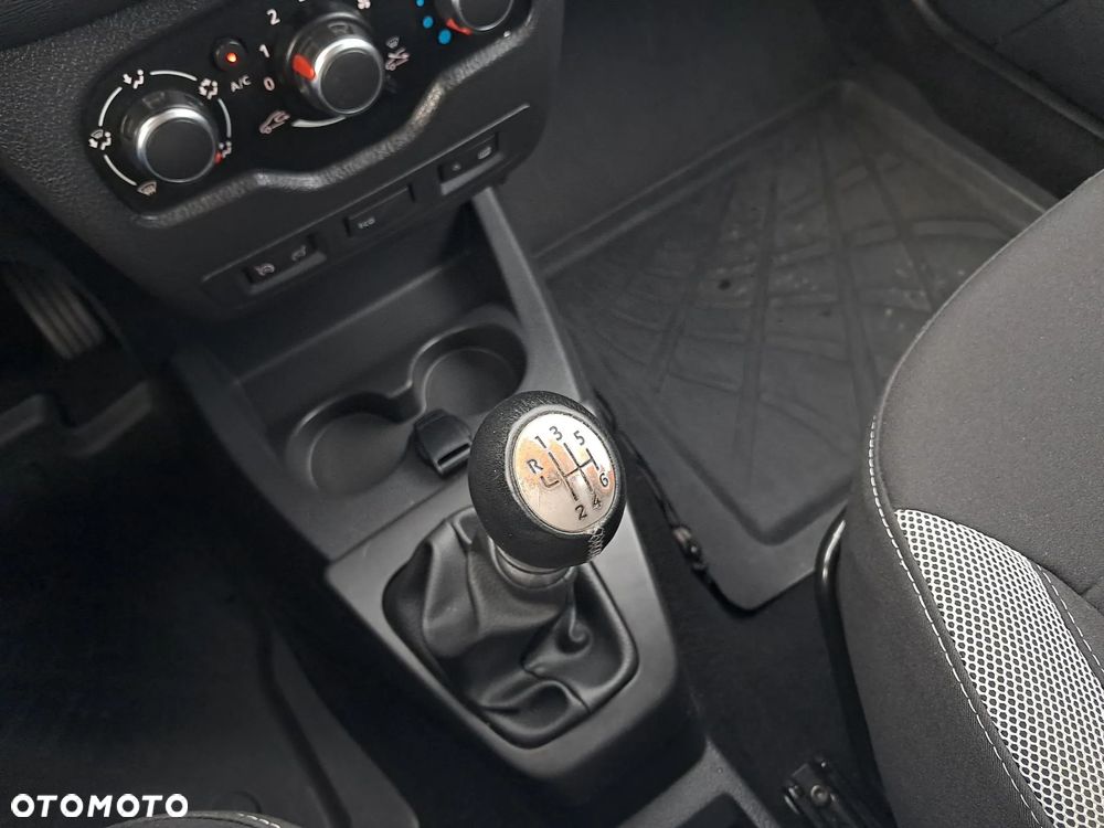 Dacia Lodgy 1.3 TCe Stepway S&S - 15