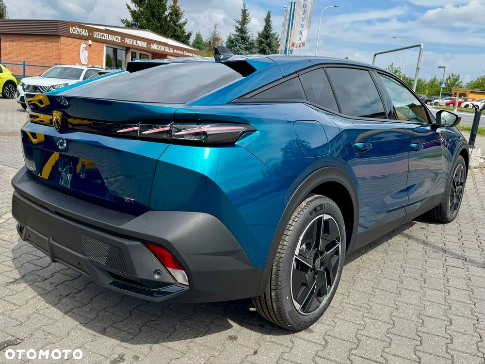 Peugeot 408 1.6 Plug-In Hybrid 225 GT EAT8 - 8