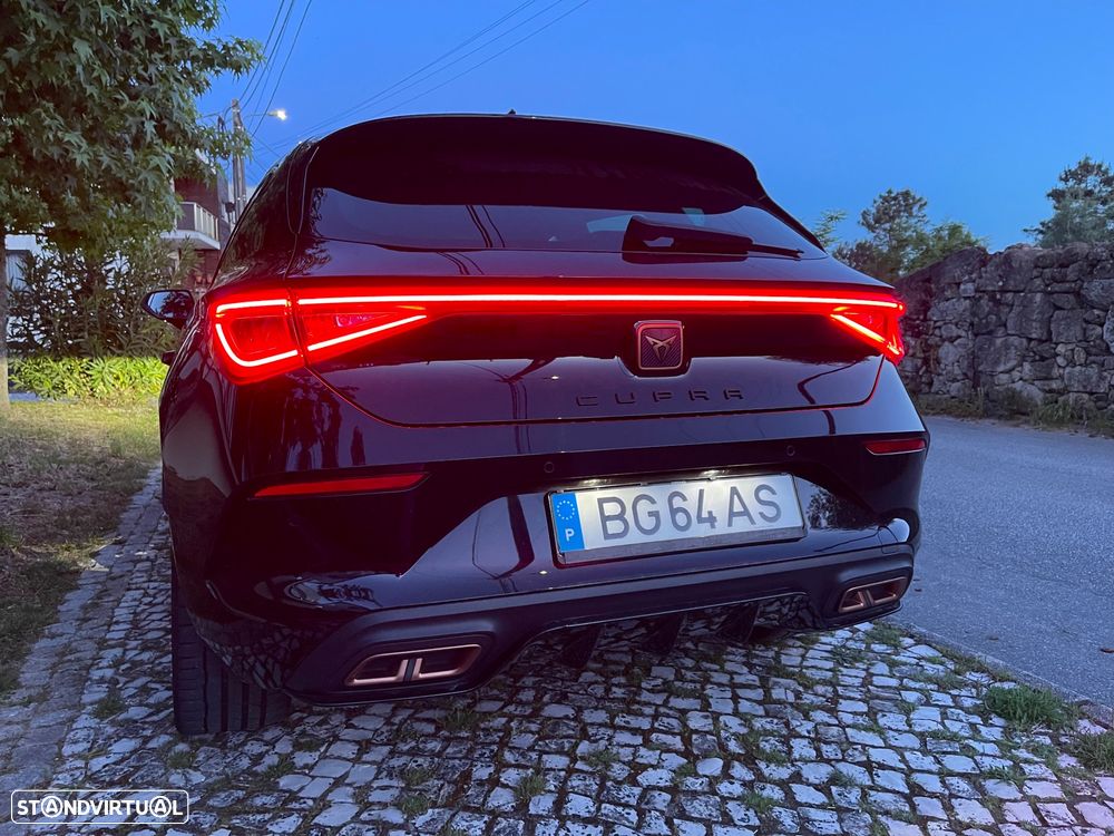 Cupra Leon Sportstourer 1.4 e-Hybrid (180 kW System) VZ - 2
