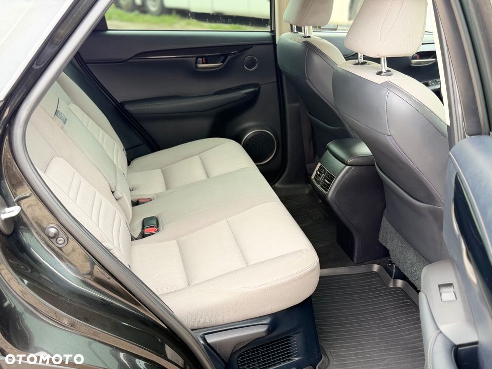 Lexus NX 200t Elegance 2WD - 19