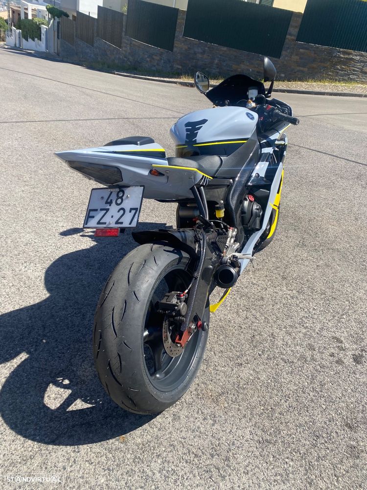 Yamaha YZF R6 (RJ15) - 13