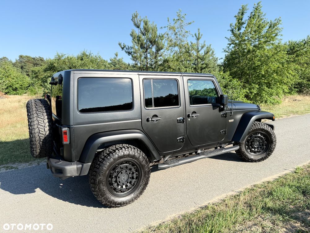Jeep Wrangler 3.6 Unlim 75th Anniv - 6
