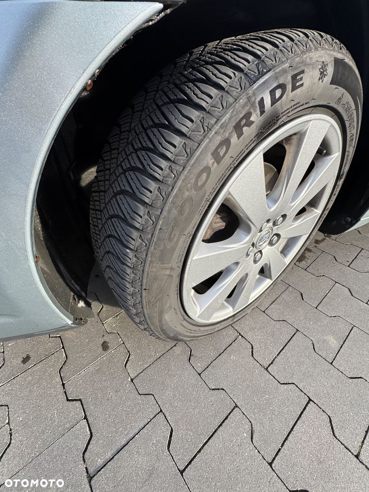 Toyota Avensis 2.0 D-4D - 3