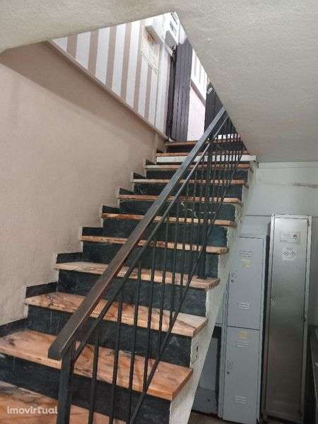 Vende-se Espaço Comercial, Quarteira A 70 Metros da Praia - Grande imagem: 3/8