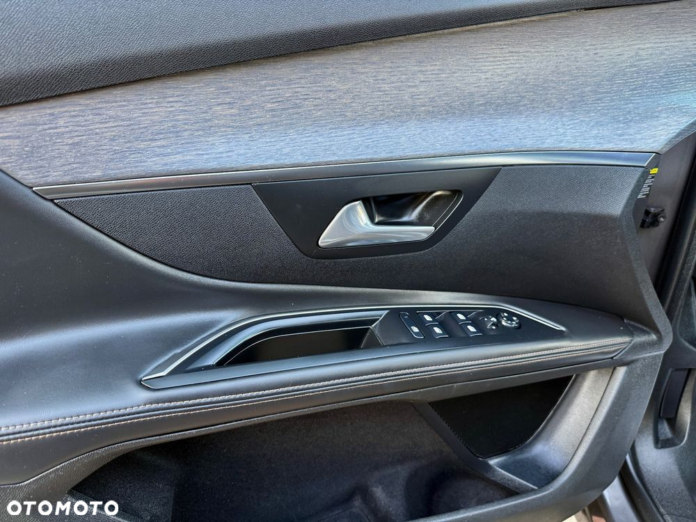 Peugeot 5008 2.0 BlueHDI GT S&S EAT8 - 22