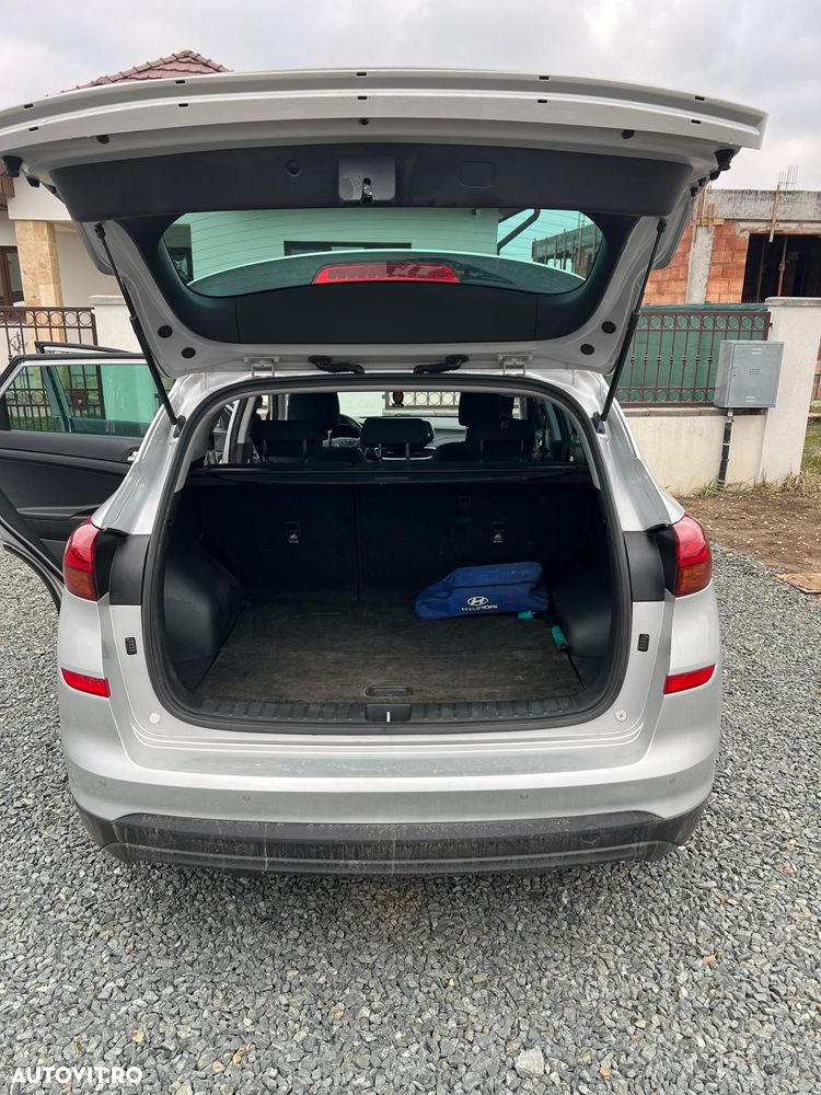 Hyundai Tucson 1.6 GDI 2WD 6MT ISG Style - 4