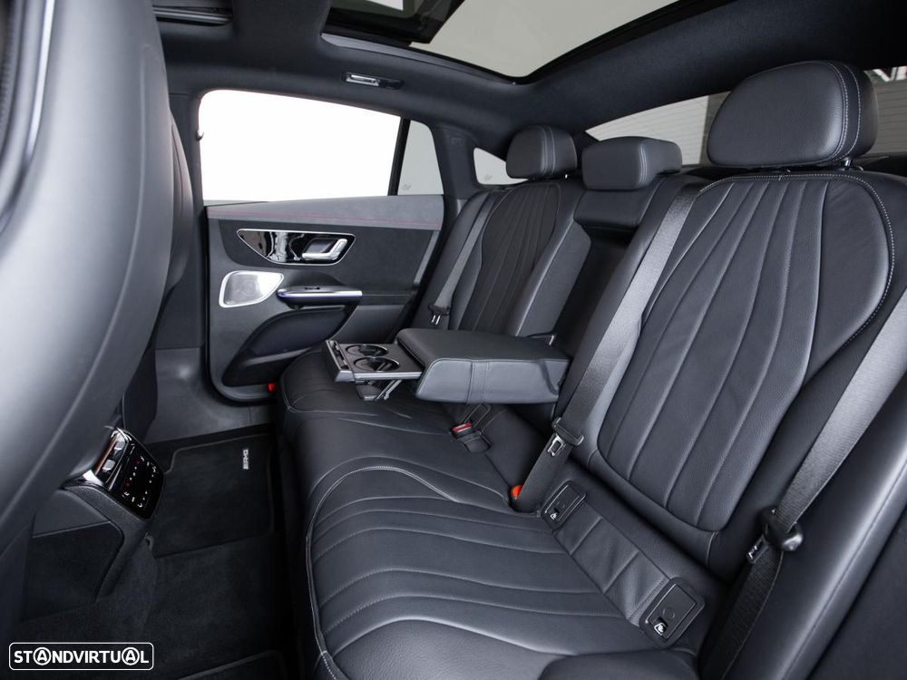Mercedes-Benz EQE 500 4Matic - 12