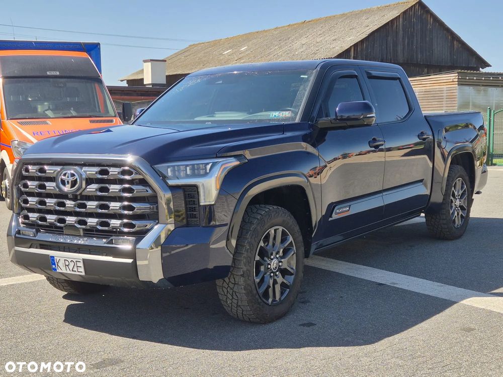 Toyota Tundra - 3