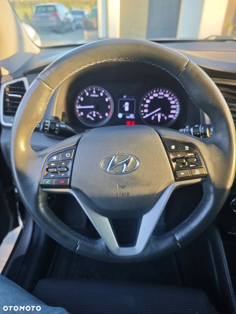 Hyundai Tucson blue 1.6 GDi 2WD Intro Edition - 11