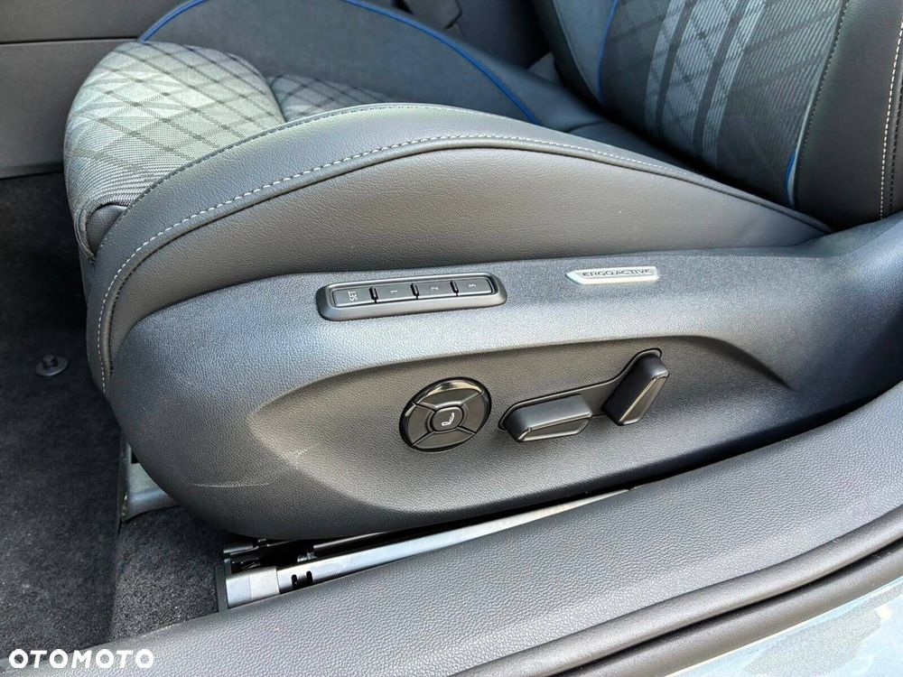 Volkswagen Passat Variant - 26