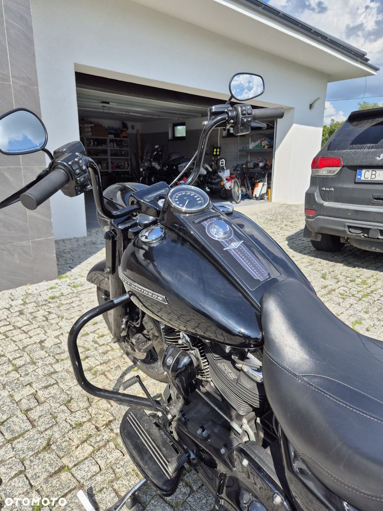 Harley-Davidson Touring Road King - 9