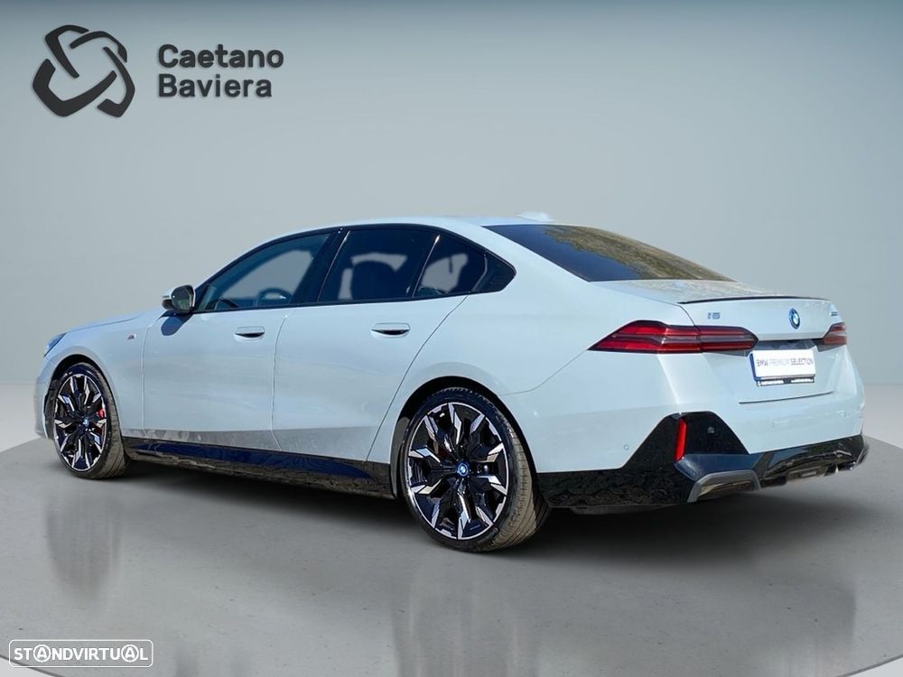 BMW i5 eDrive40 Pack Desportivo M Pro - 31