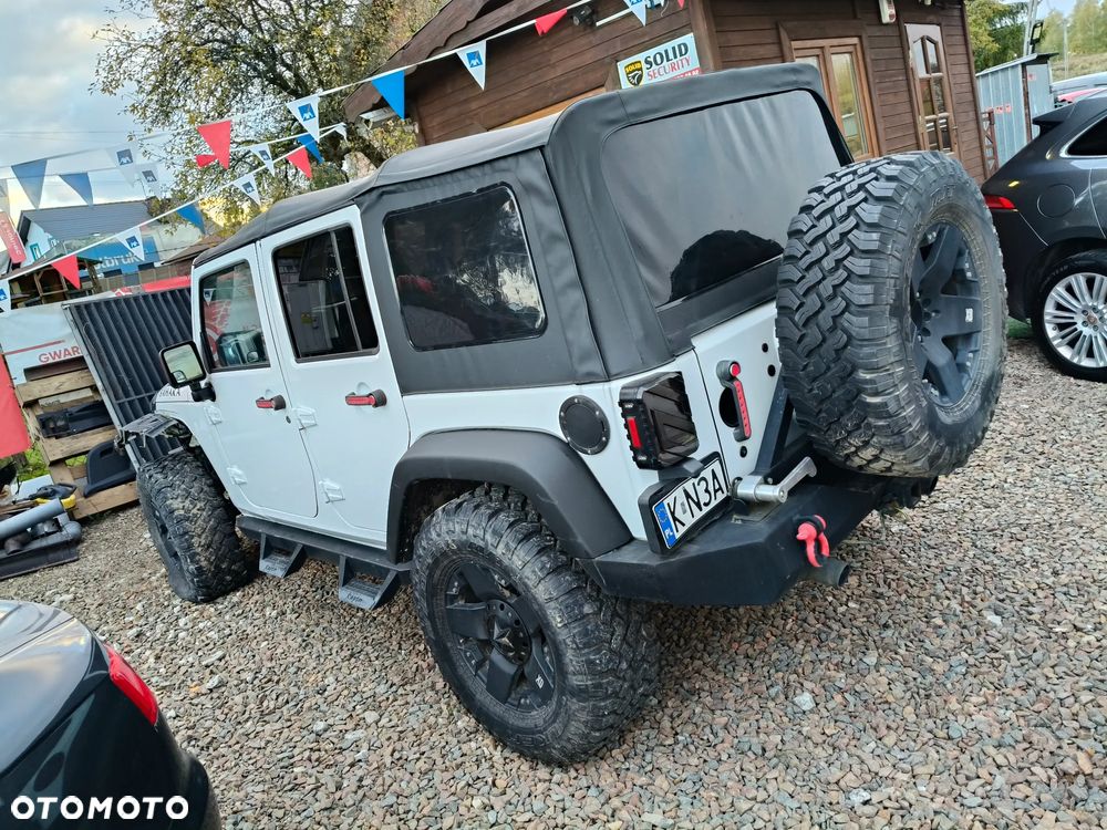 Jeep Wrangler - 21