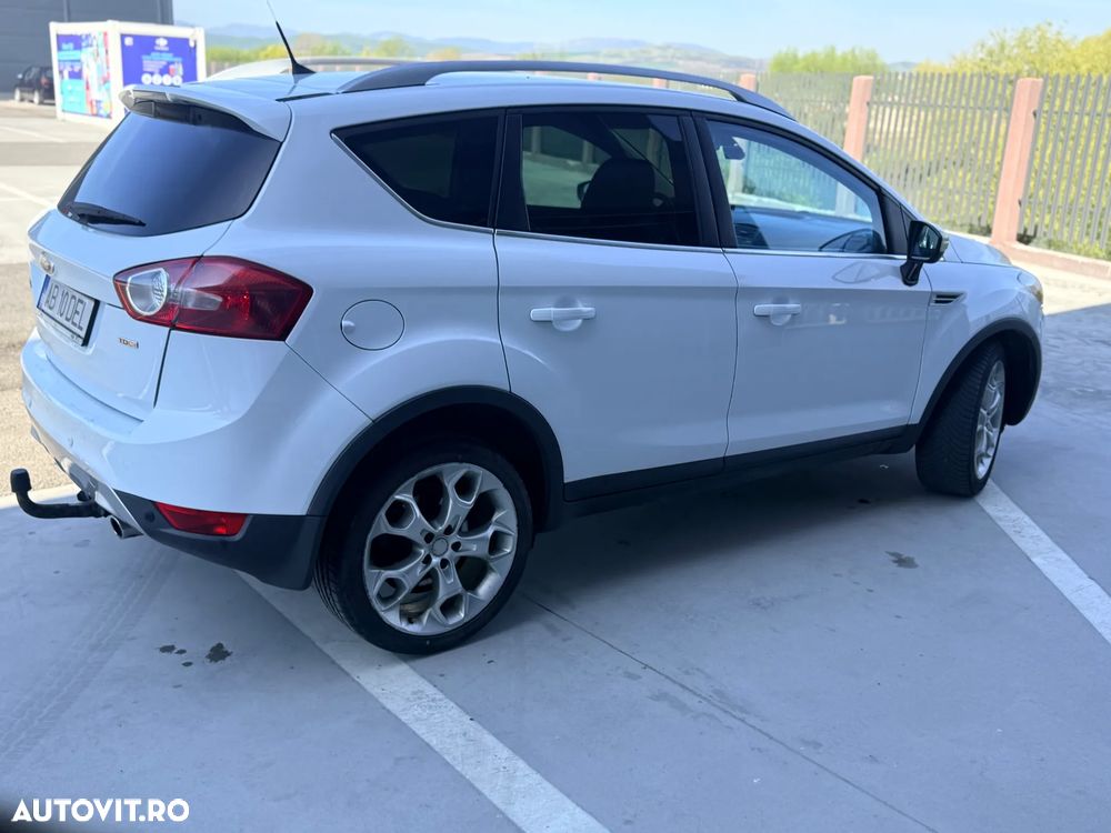 Ford Kuga 2.0 TDCi 4x4 Individual - 35