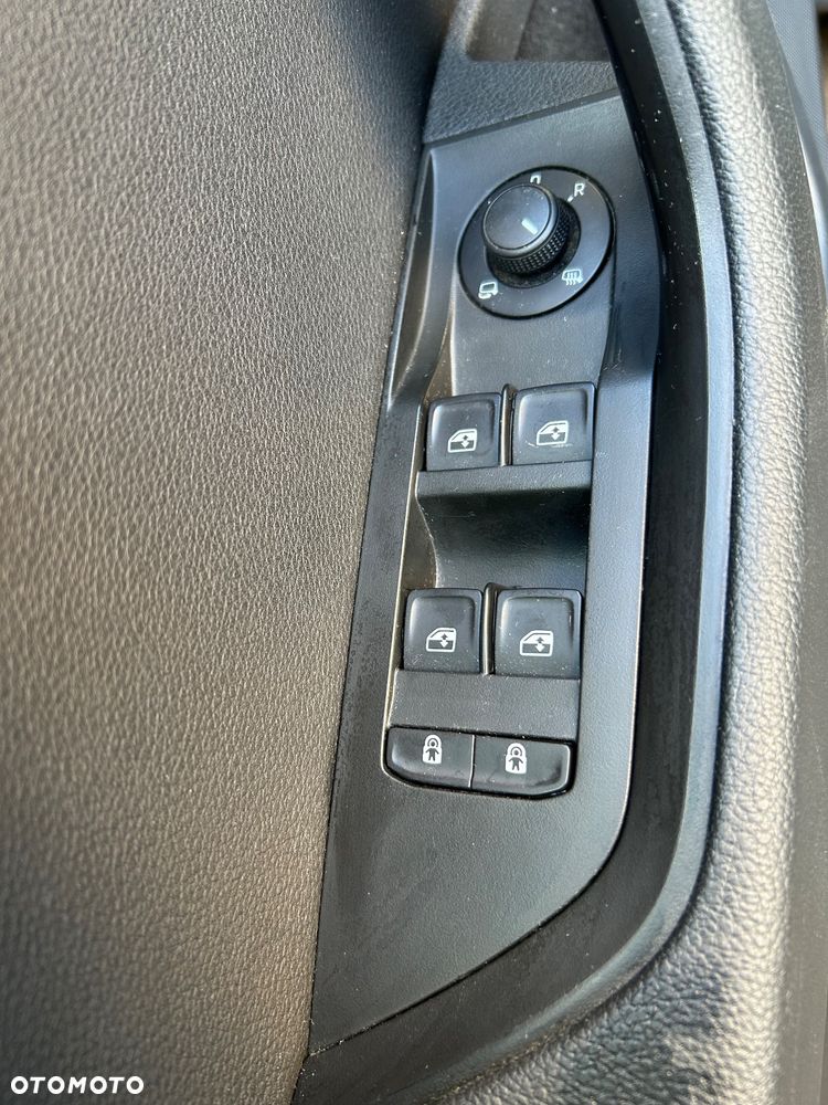 Skoda Superb 2.0 TDI DSG Ambition - 13