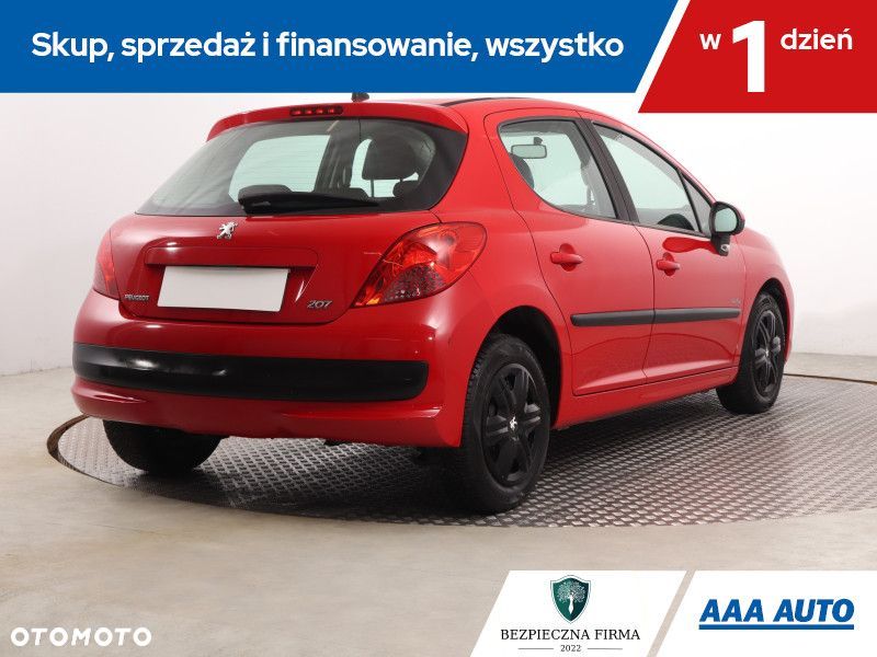 Peugeot 207 - 7