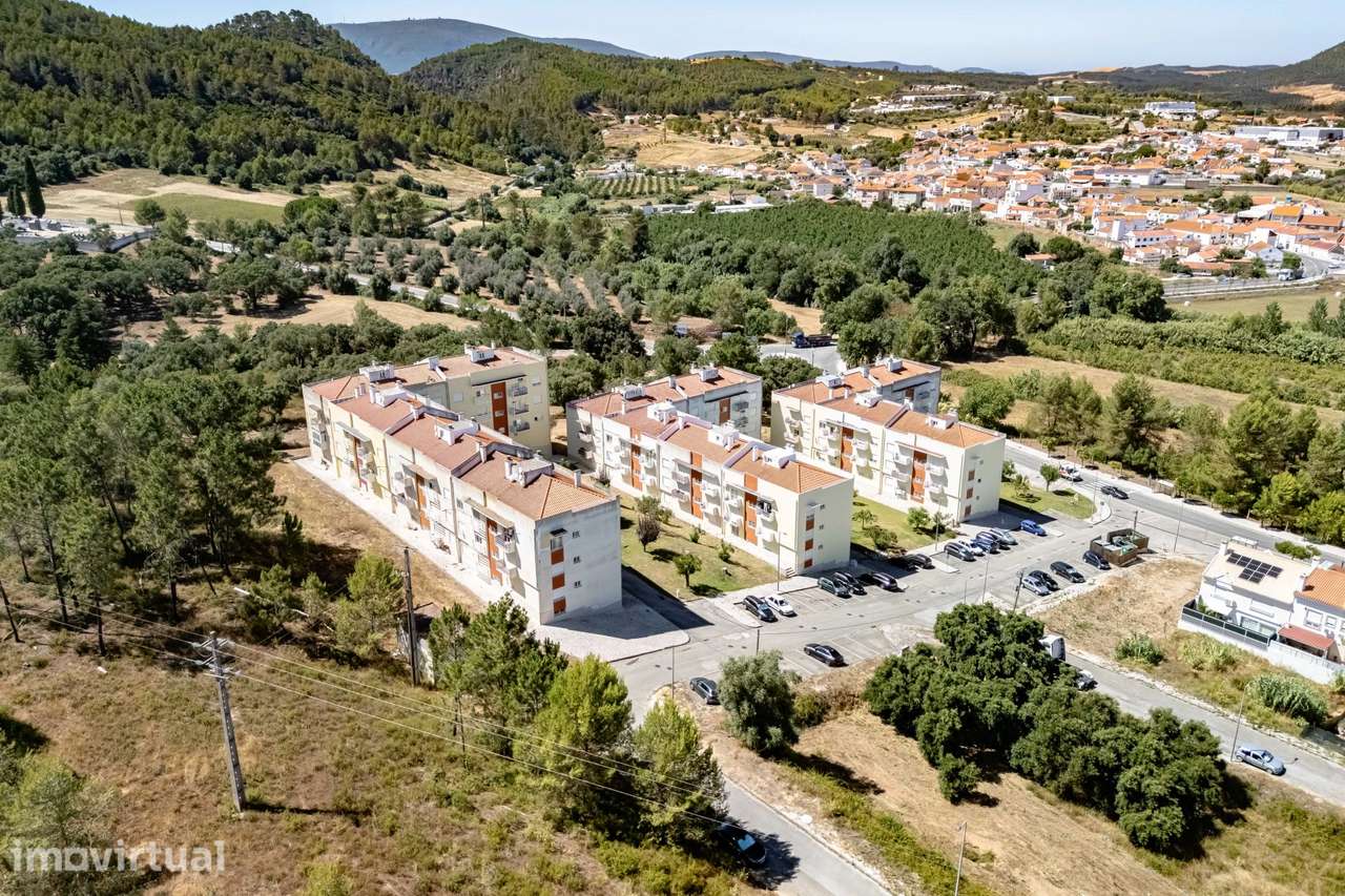 Apartamento T2 com Garagem | Ota | Alenquer - Grande imagem: 2/23