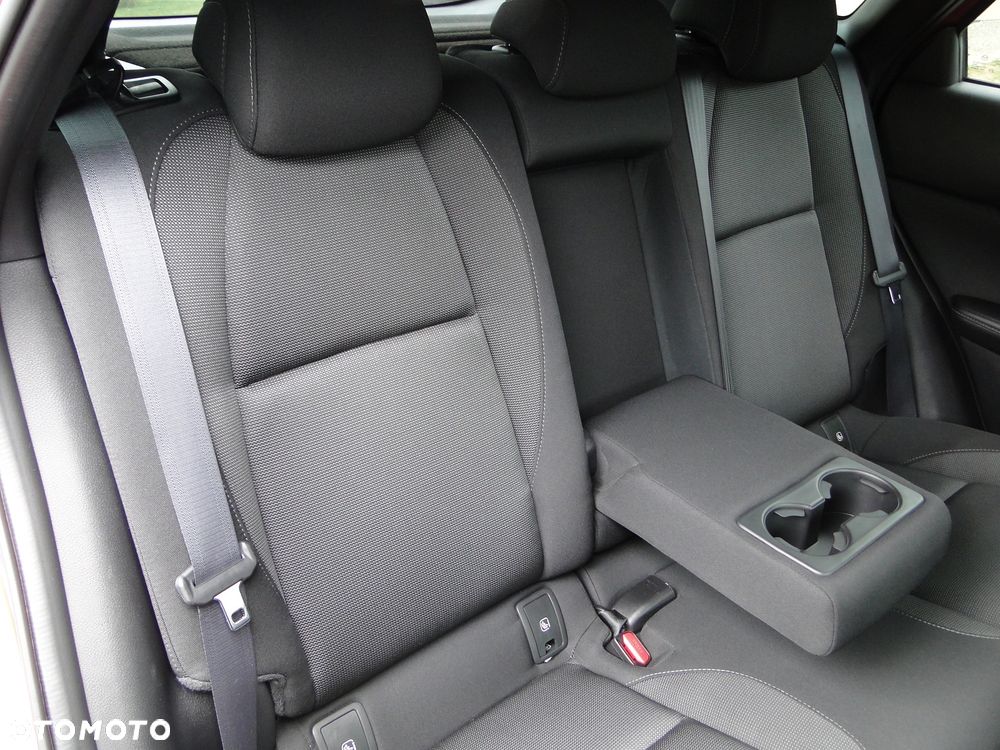 Mazda CX-30 2.0 mHEV Hikari 2WD - 19